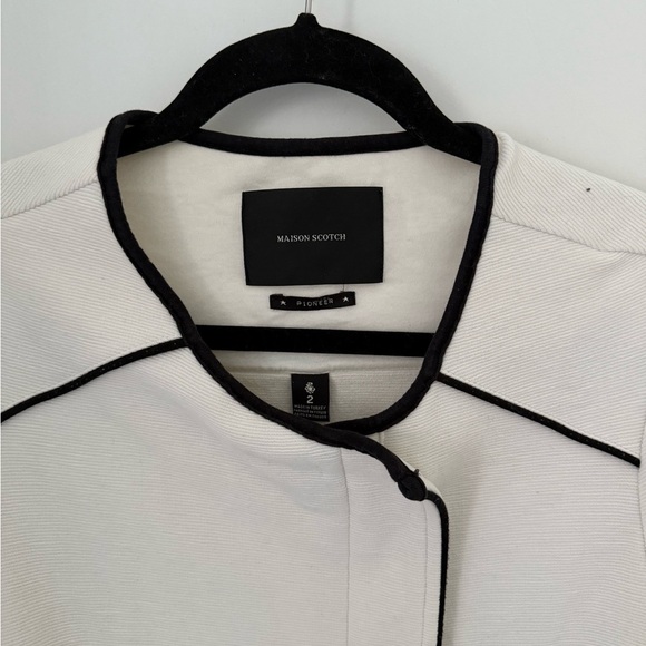 Scotch & Soda Cream Jacket with Black Trim - Medium - Picture 2 of 2